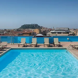 Nh 4*, Nizza Frankreich