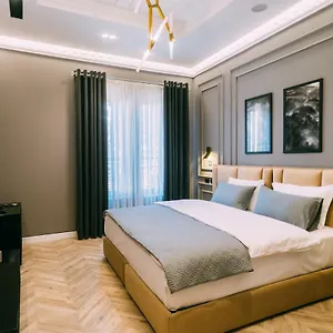 Stela Center 4*, Tirana Albanien