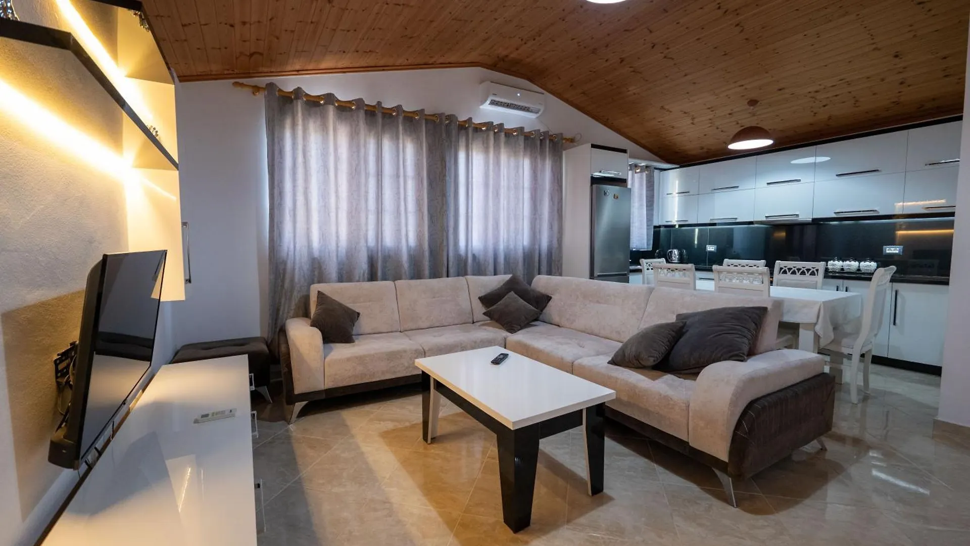 Guesthouse Siars Ksamil Albanië